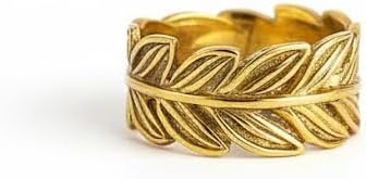 Elegant Gold Leaves Ring