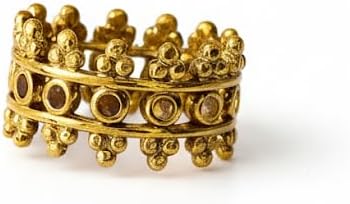 Elegant Ring with Unique Design