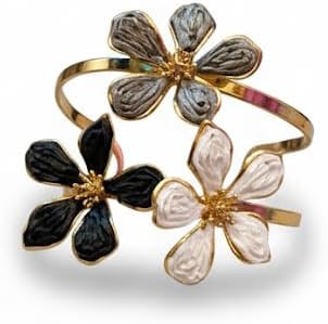 Elegant Flowers Bracelet