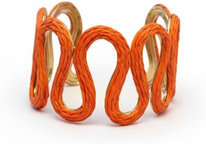 Elegant Wavy Bracelet