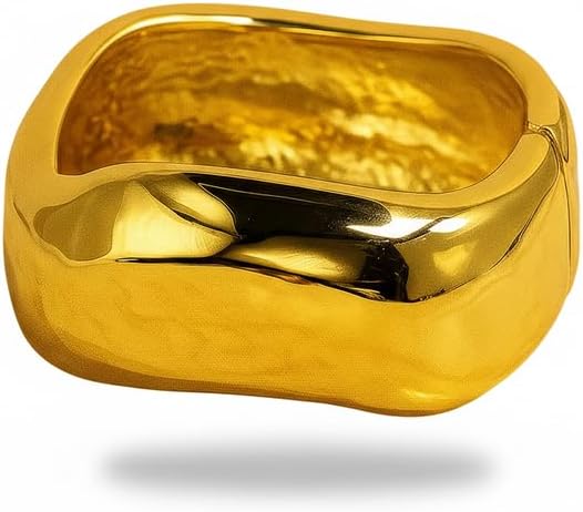 Elegant Gold Bracelet with Unique Design