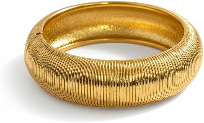 Elegant Gold Bracelet