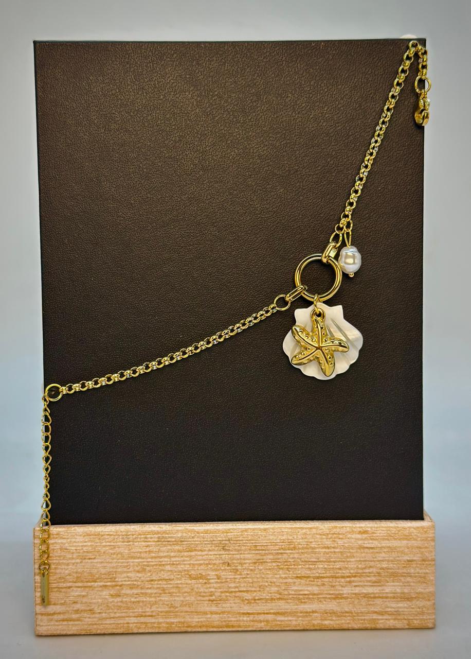 Elegant Sea Bracelet