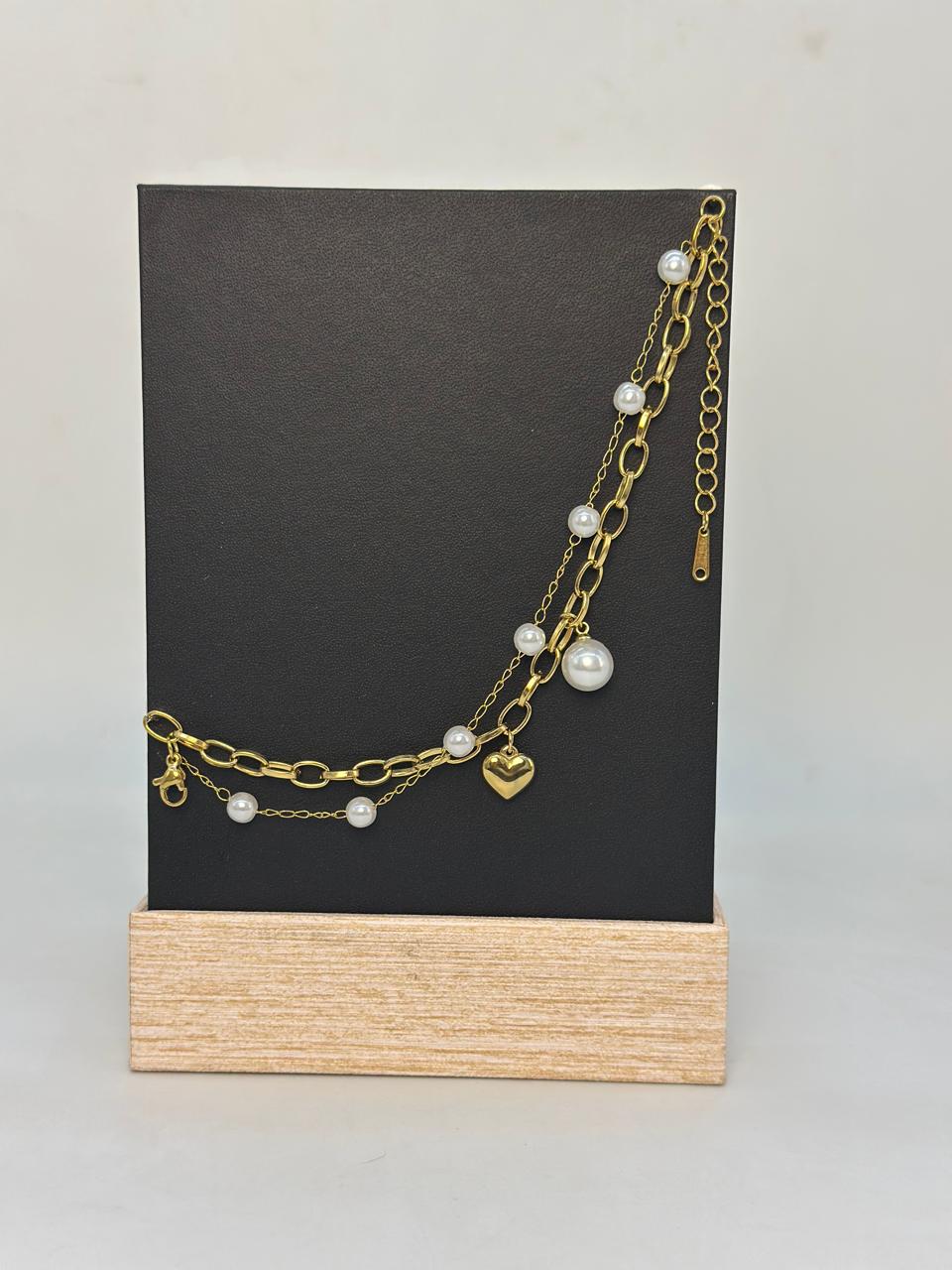 Gold Bracelet with Pearls