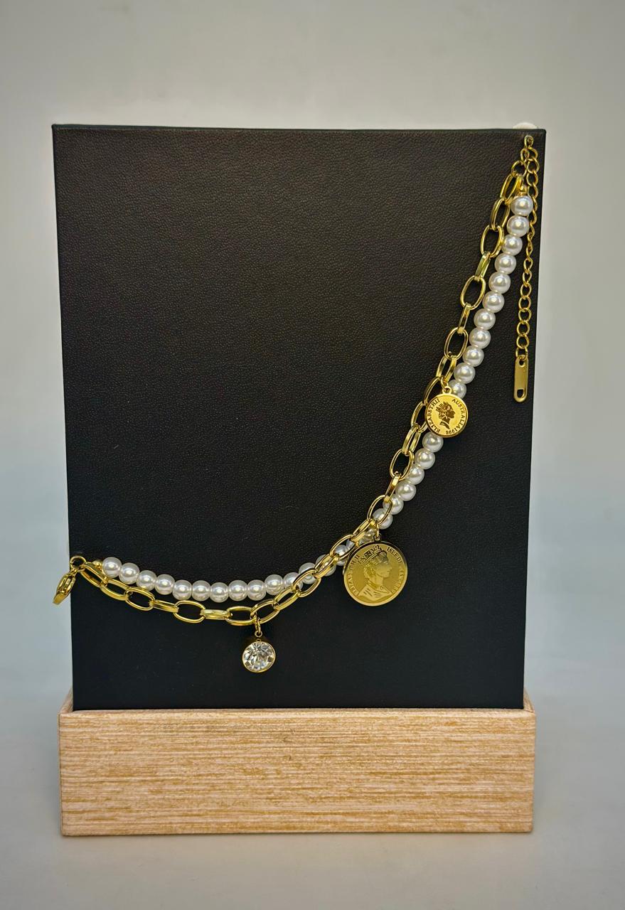 Elegant Gold Pearl Bracelet