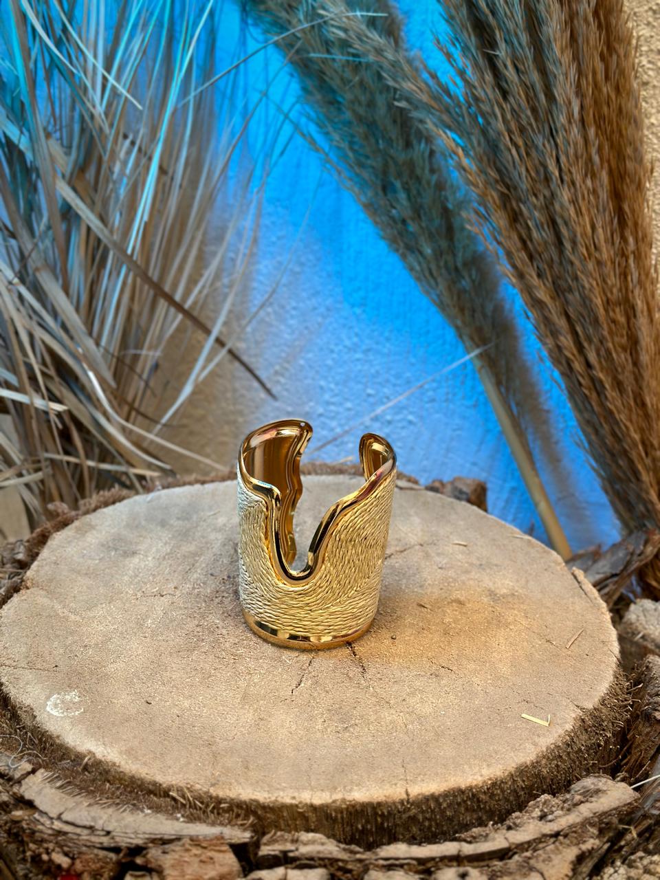 Elegant Gold Cuff Bracelet