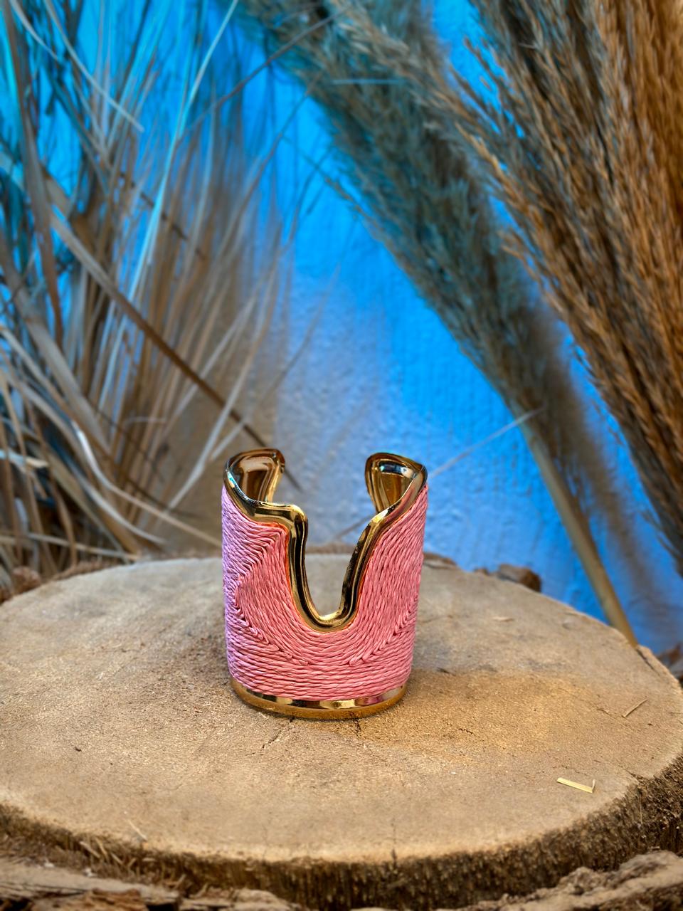 Elegant Pink Bracelet with Gold Accents