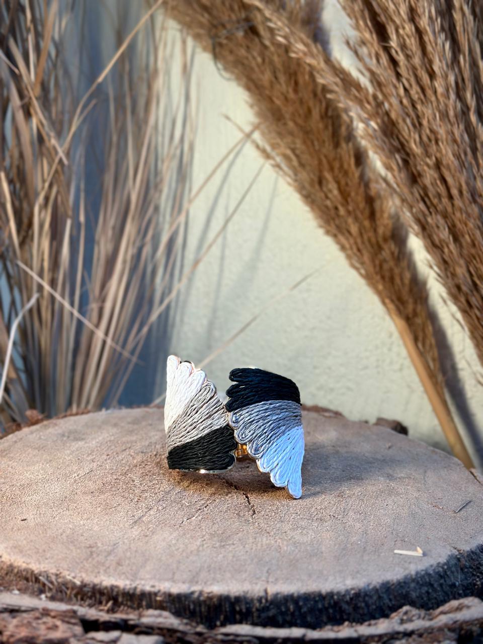 Multicolor Elegant Design Bracelet