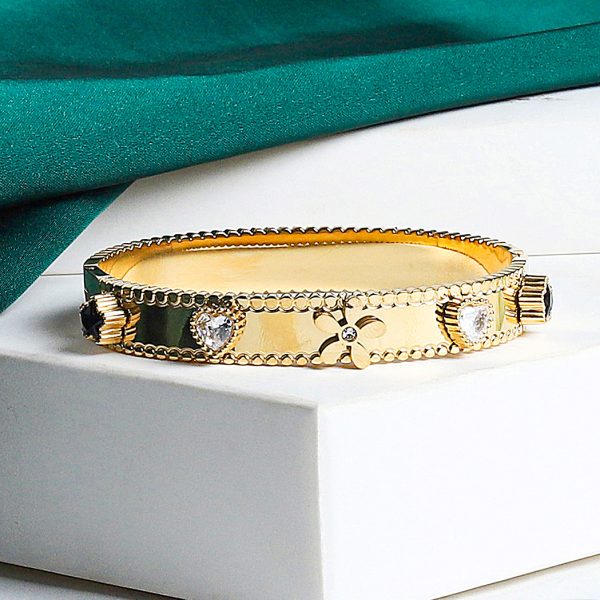 Elegant Gold Bracelet – For an Effortlessly - Image 2