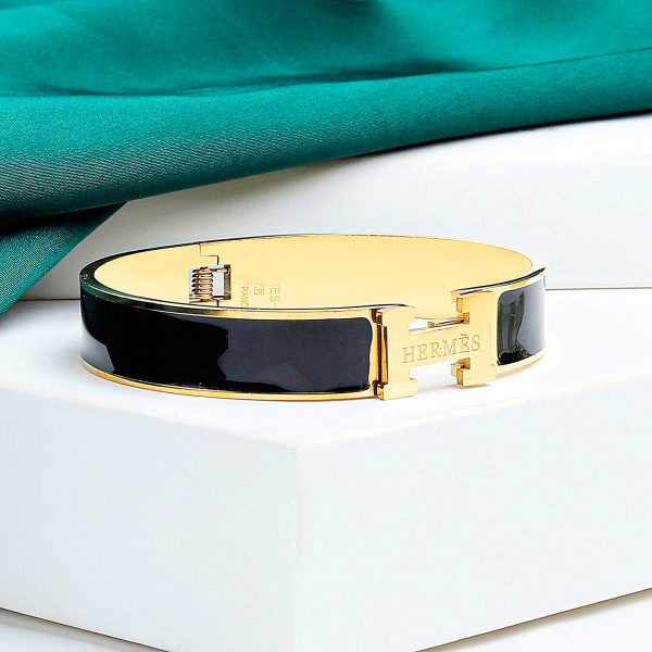 Elegant Metal "H" Bangle Bracelet
