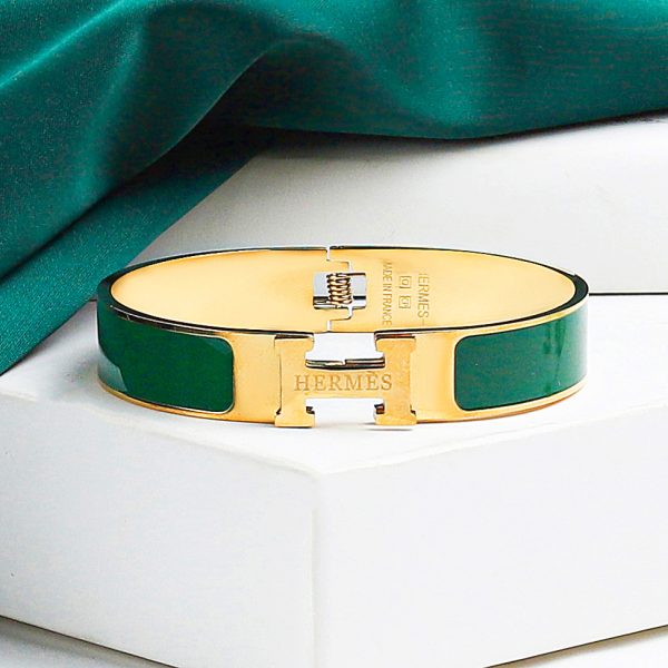 Elegant Metal "H" Bangle Bracelet - Image 3