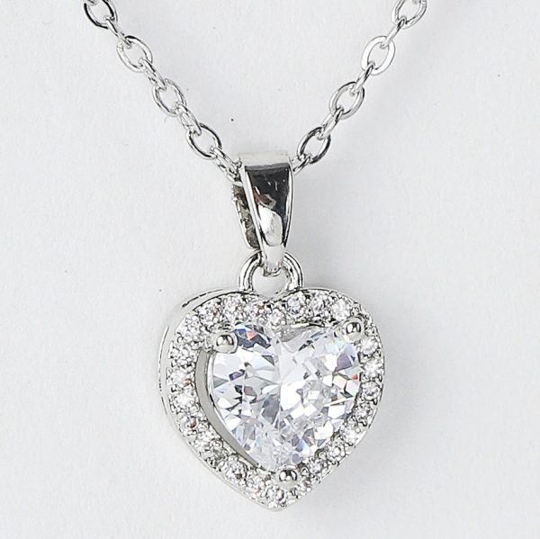 White heart necklace with a charming shine