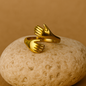 Hug Ring