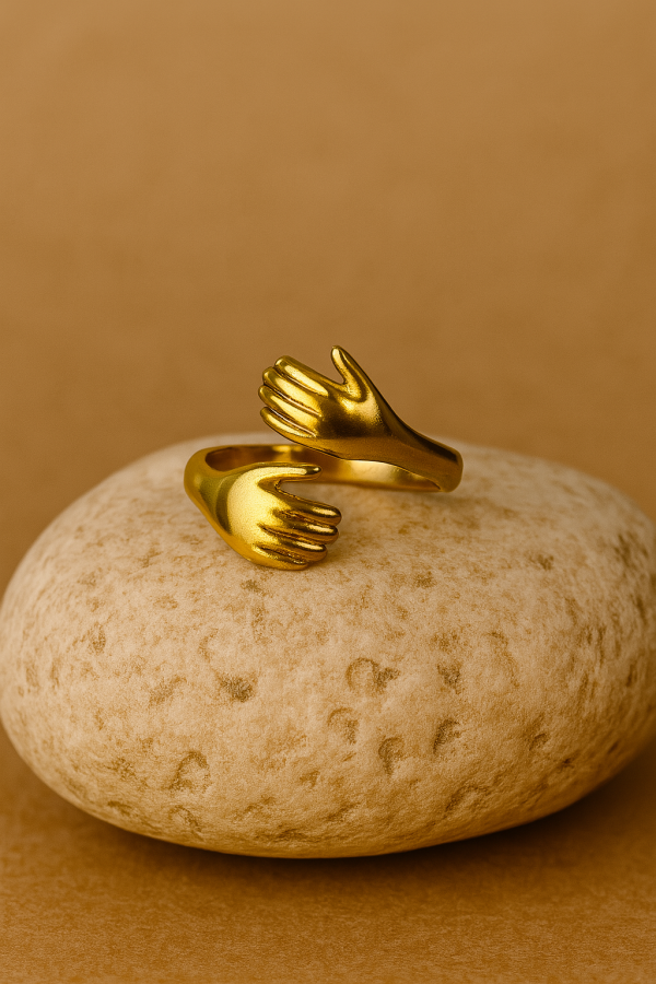 Hug Ring