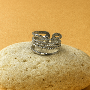 Gleam Ring