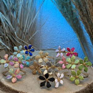 BloomTide Chunky Bangle