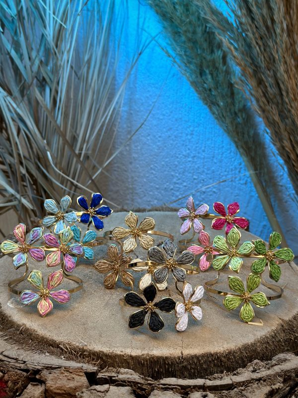 BloomTide Chunky Bangle